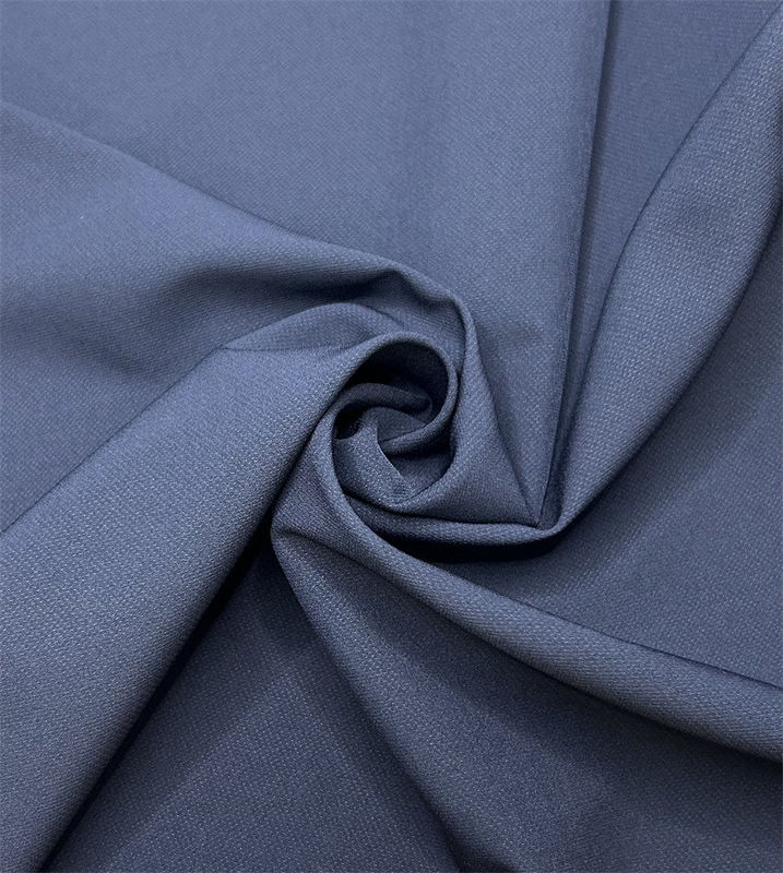 450D Diagonal Weave Mountaineering Fabric 75D+40D*75D+40D+300D+150D 208GSM Outdoor Jackets Pants And Shorts