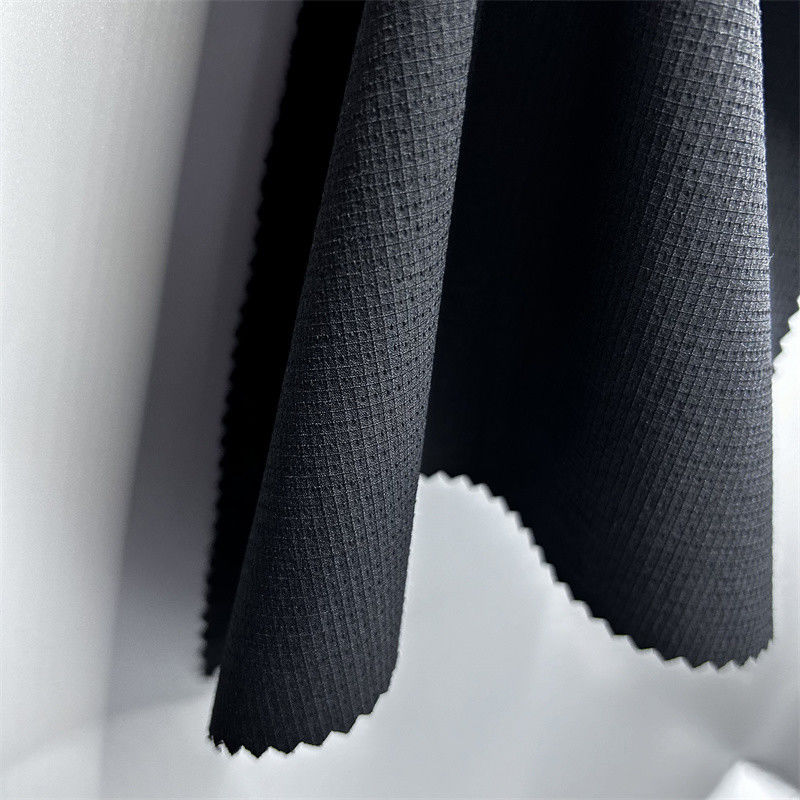 Semi Gloss Nylon Checkered Mountaineering Fabric Thick Elastic Texture For Outdoor Clothing